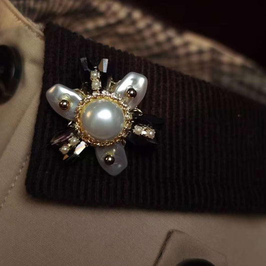 Harrington Pearl Brooch – Handmade Classic Brooch for Dogs