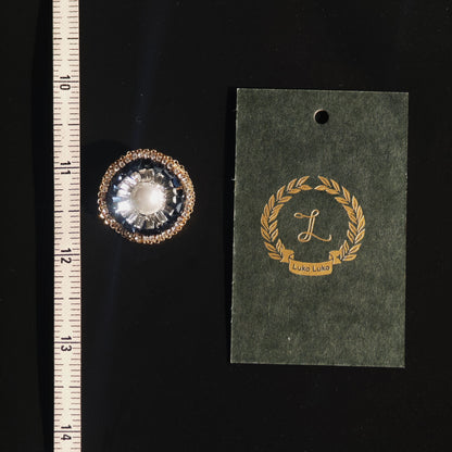 Nocturne Radiance – Pearl & Crystal Brooch for Dogs | Elegant Vintage Accent