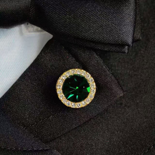 Evergem – Green Round Gem Brooch for Dogs | Classic Everyday Sparkle