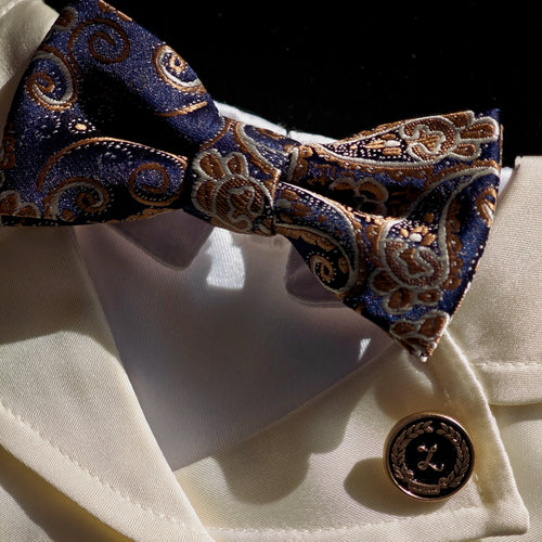 Oliver – Paisley Bow Tie